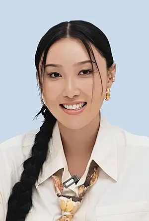 Hwasa's Portrait
