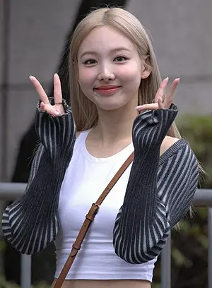 Nayeon (singer)'s Portrait