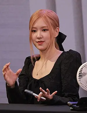 Rose (singer)'s Portrait