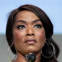 Angela Bassett portrait