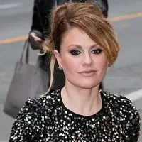 Anna Paquin portrait