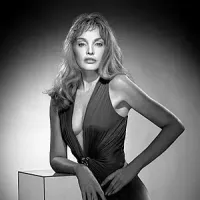 Arielle Dombasle portrait