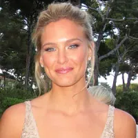 Bar Refaeli portrait