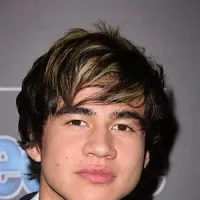 Calum Hood portrait