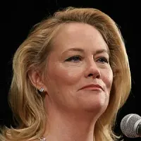 Cybill Shepherd portrait
