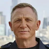 Daniel Craig portrait