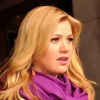 Kelly Clarkson portrait