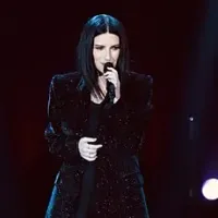 Laura Pausini portrait
