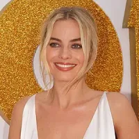 Margot Robbie portrait
