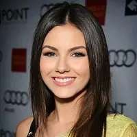 Victoria Justice portrait